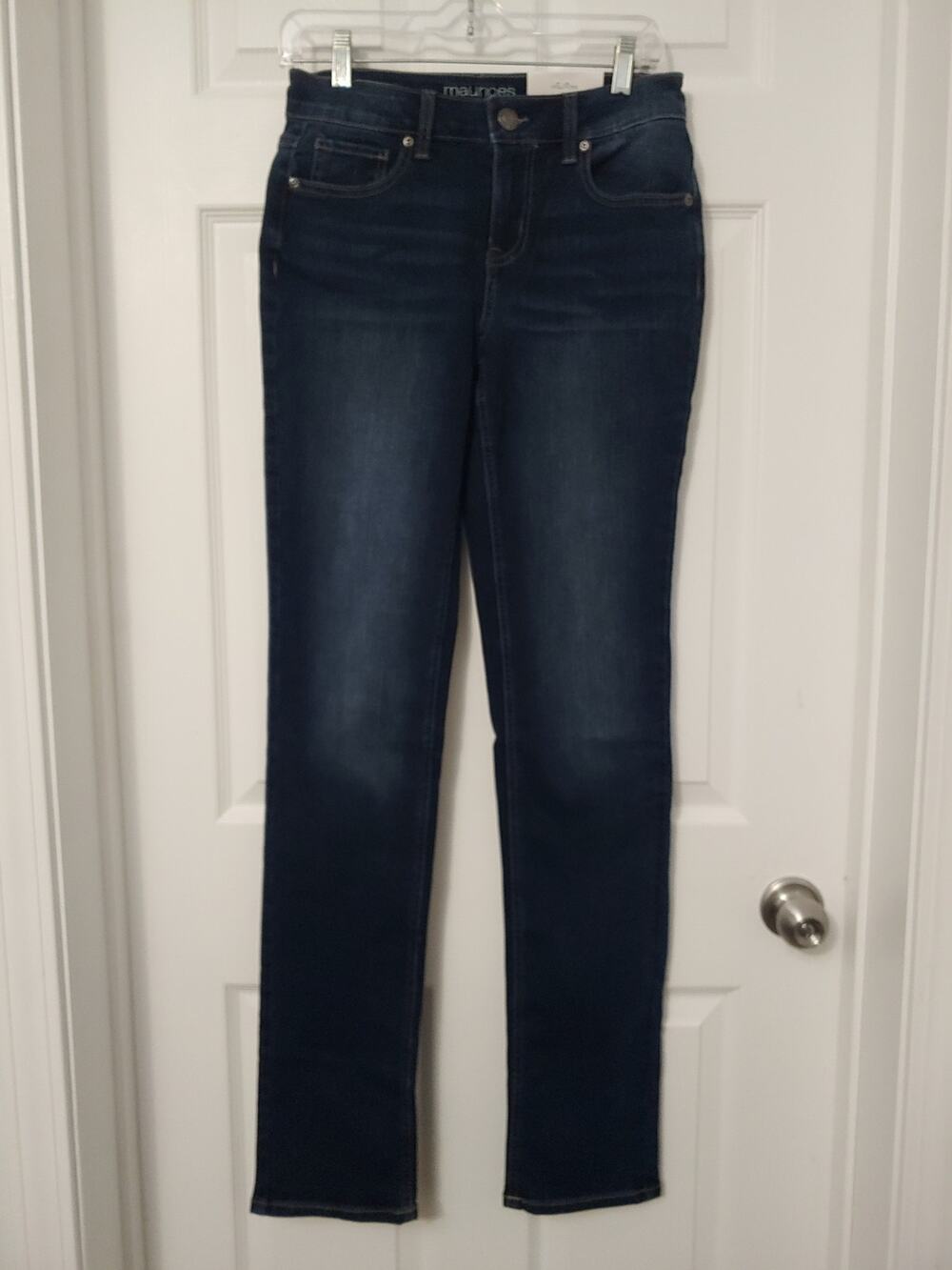 NWT Maurices Mid Rise Straight Leg sz 4 Xlong